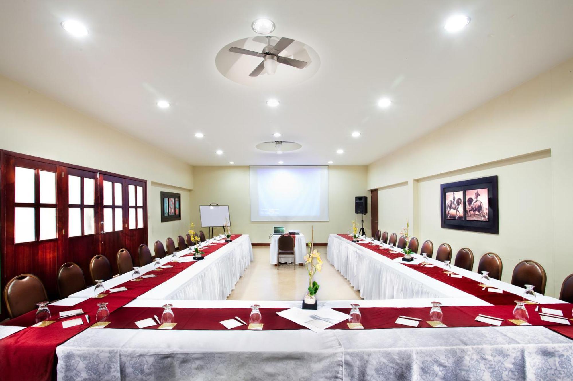 פאסטו Loft Hotel מראה חיצוני תמונה